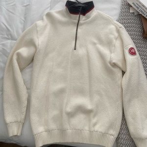 - 2xl holebrook pullover.  Great condition